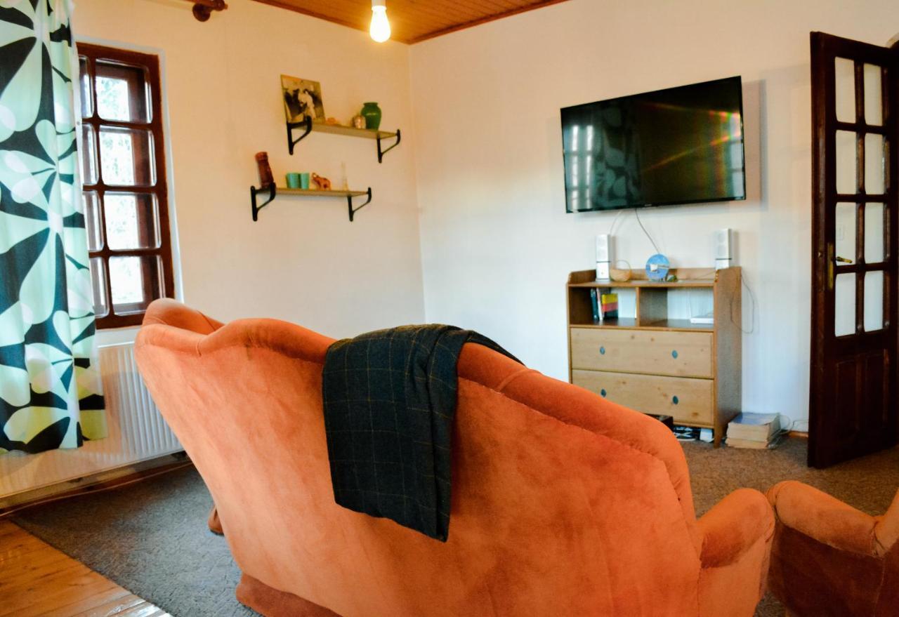 Grandpa'S Hidden Crib, 6 Bedroom, Pet Friendly Сіная Екстер'єр фото