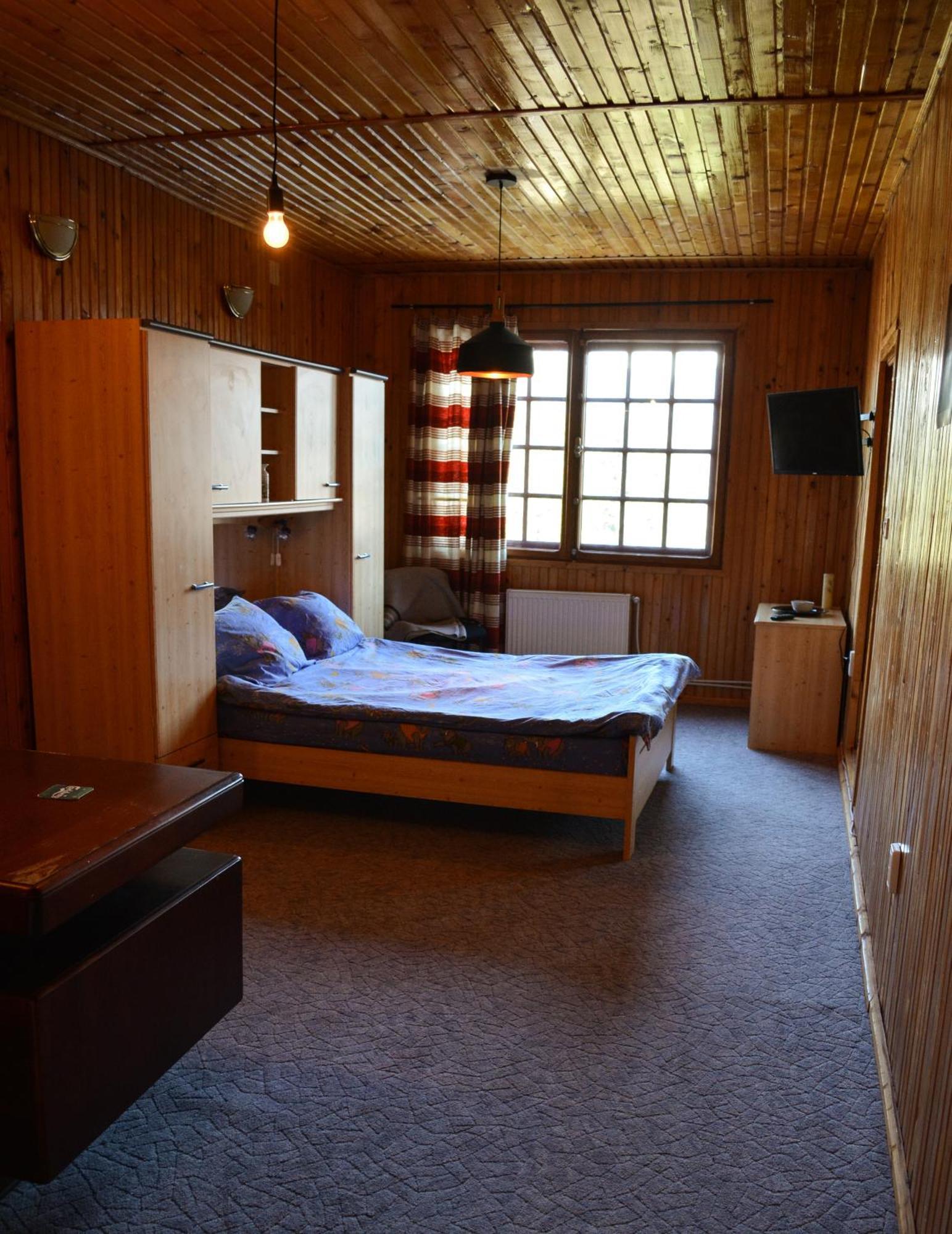 Grandpa'S Hidden Crib, 6 Bedroom, Pet Friendly Сіная Екстер'єр фото