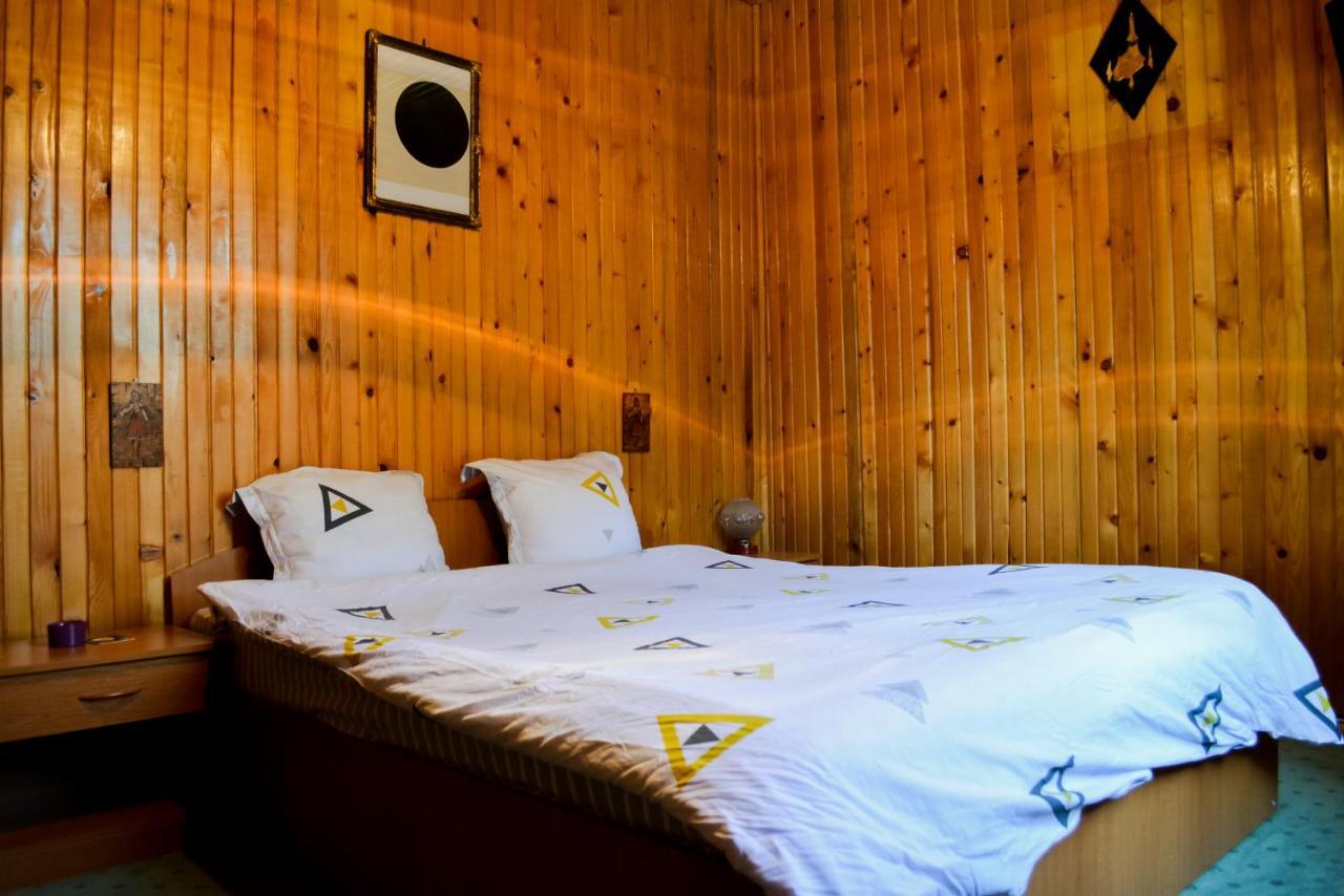 Grandpa'S Hidden Crib, 6 Bedroom, Pet Friendly Сіная Екстер'єр фото