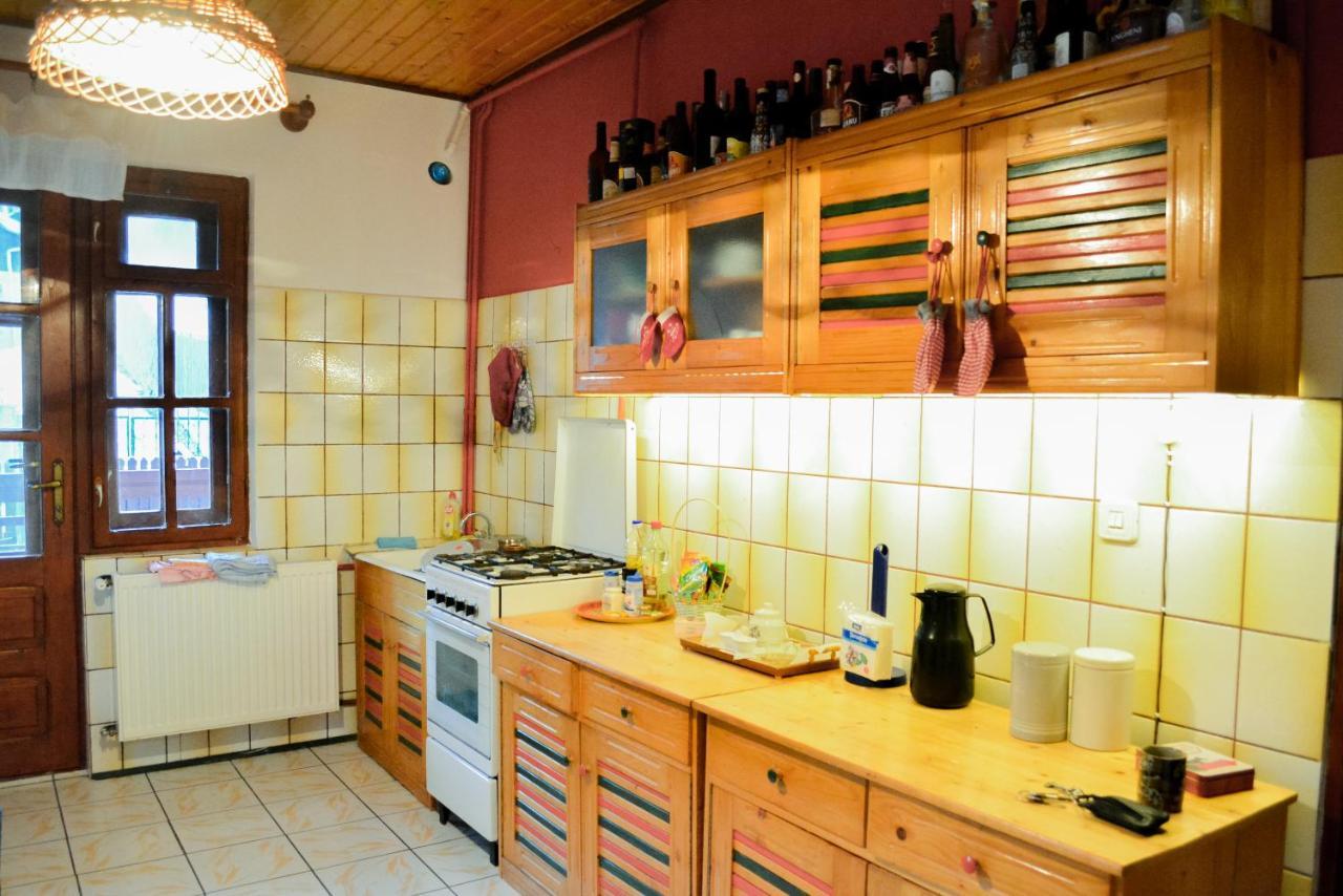 Grandpa'S Hidden Crib, 6 Bedroom, Pet Friendly Сіная Екстер'єр фото